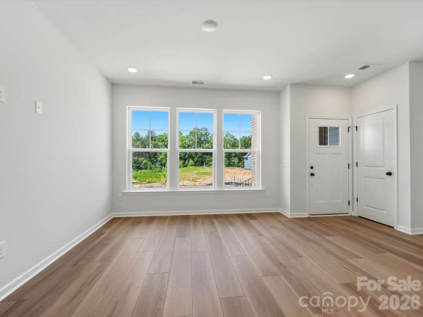 581 Cape Cod Way, Rock Hill, SC 29732.  MLS# CAR4361298, YatesRealty ID 20256. Family Room