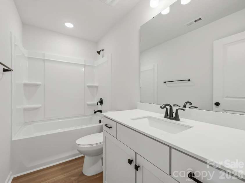 581 Cape Cod Way, Rock Hill, SC 29732.  MLS# CAR4361298, YatesRealty ID 20256. Hall Bathroom