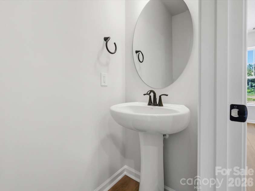 581 Cape Cod Way, Rock Hill, SC 29732.  MLS# CAR4361298, YatesRealty ID 20256. Powder Room