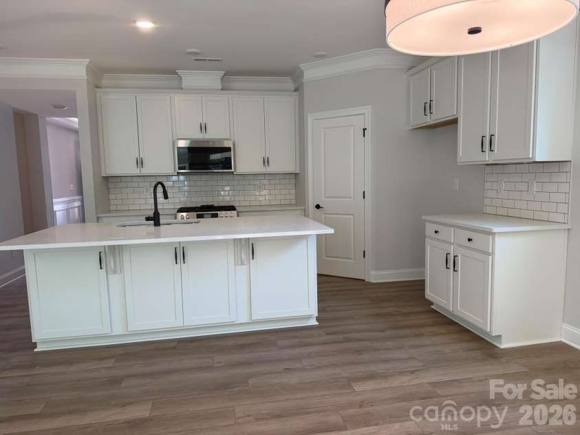728 Clovis Street, Rock Hill, SC 29730.  MLS# CAR4371191, YatesRealty ID 20259. Kitchen
