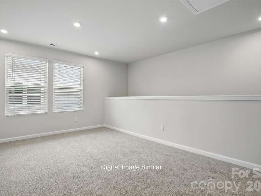 1122 Vibrant Road, Charlotte, NC 28215.  MLS# CAR4349716, YatesRealty ID 2026. 