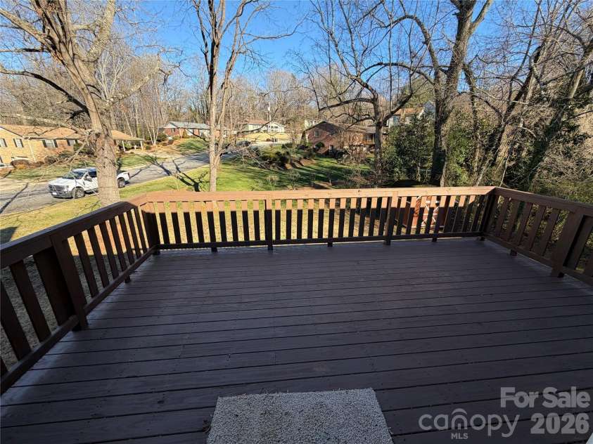 424 Holland Drive, Statesville, NC 28677.  MLS# CAR4335515, YatesRealty ID 2026. Back Deck