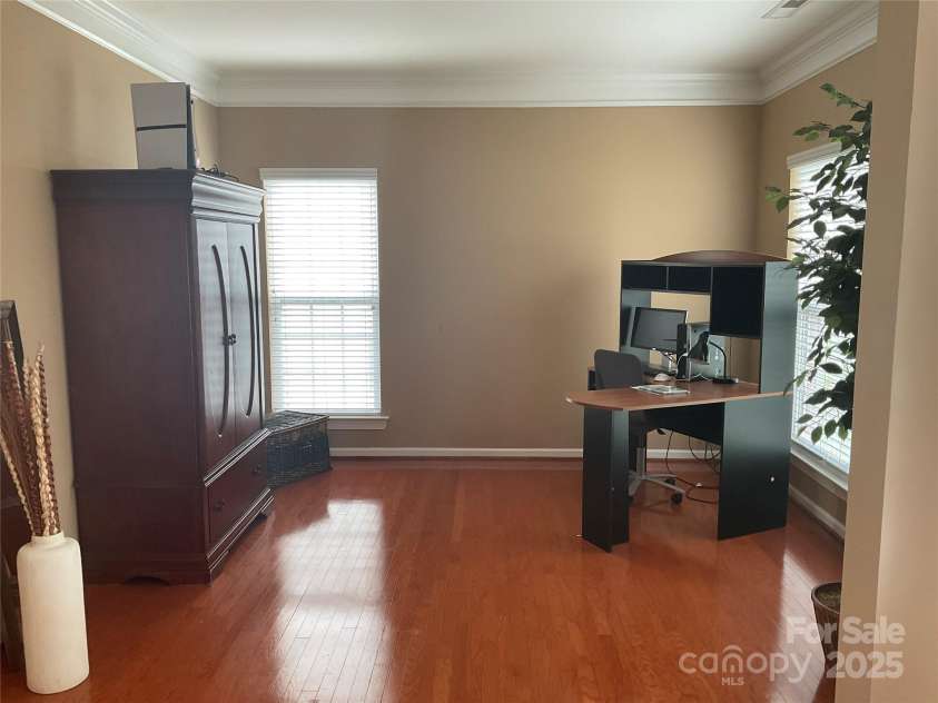 13123 Ashley Meadow Drive, Charlotte, NC 28213.  MLS# CAR4255597, YatesRealty ID 20261. 