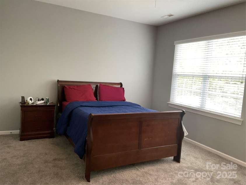 13123 Ashley Meadow Drive, Charlotte, NC 28213.  MLS# CAR4255597, YatesRealty ID 20261. 