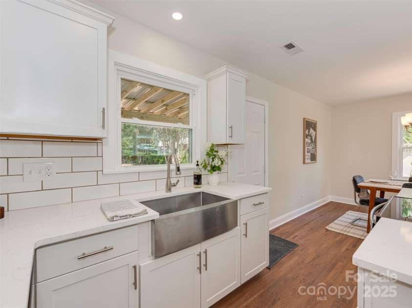 1147 Norland Road, Charlotte, NC 28205.  MLS# CAR4256153, YatesRealty ID 20263. 