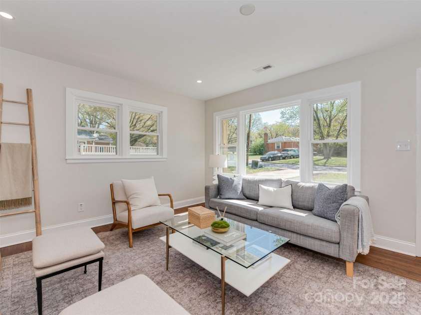 1147 Norland Road, Charlotte, NC 28205.  MLS# CAR4256153, YatesRealty ID 20263. 