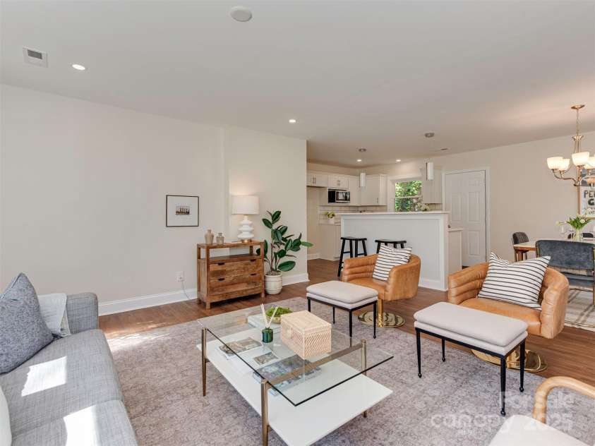 1147 Norland Road, Charlotte, NC 28205.  MLS# CAR4256153, YatesRealty ID 20263. 