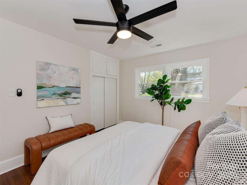 1147 Norland Road, Charlotte, NC 28205.  MLS# CAR4256153, YatesRealty ID 20263. 
