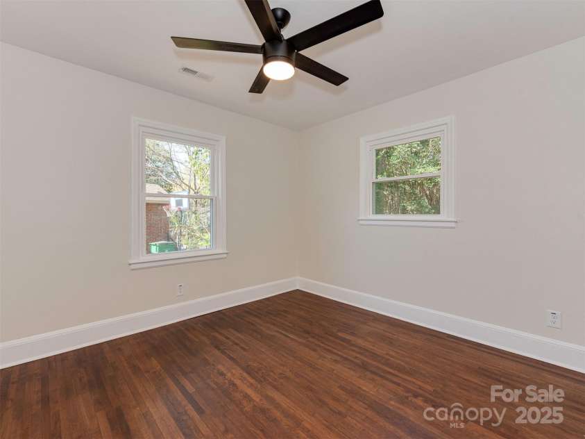 1147 Norland Road, Charlotte, NC 28205.  MLS# CAR4256153, YatesRealty ID 20263. 