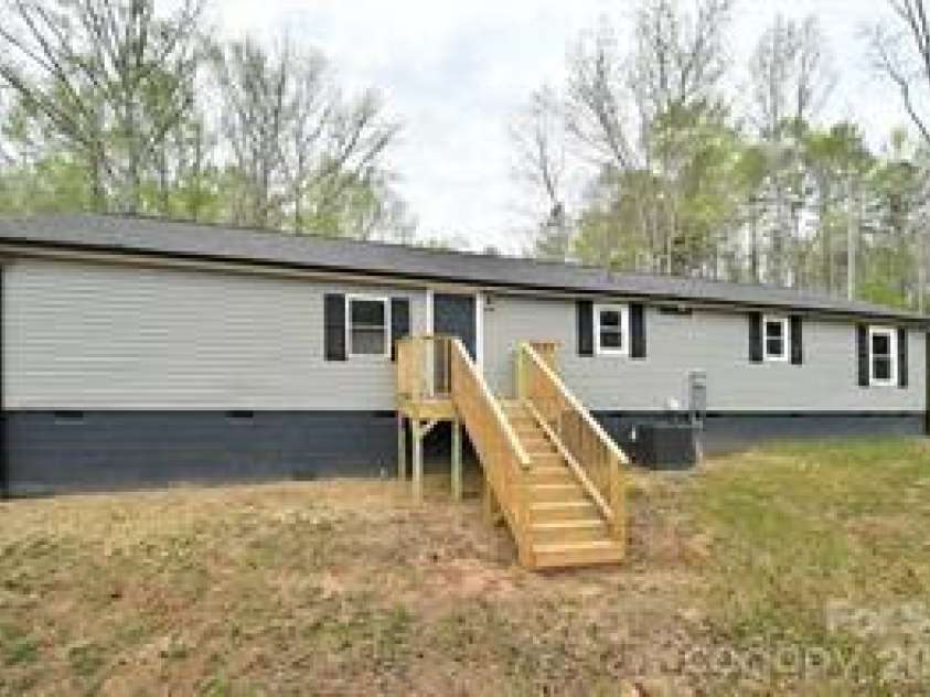 140 Overbrook Road, Salisbury, NC 28147.  MLS# CAR4349590, YatesRealty ID 20263. Back of House