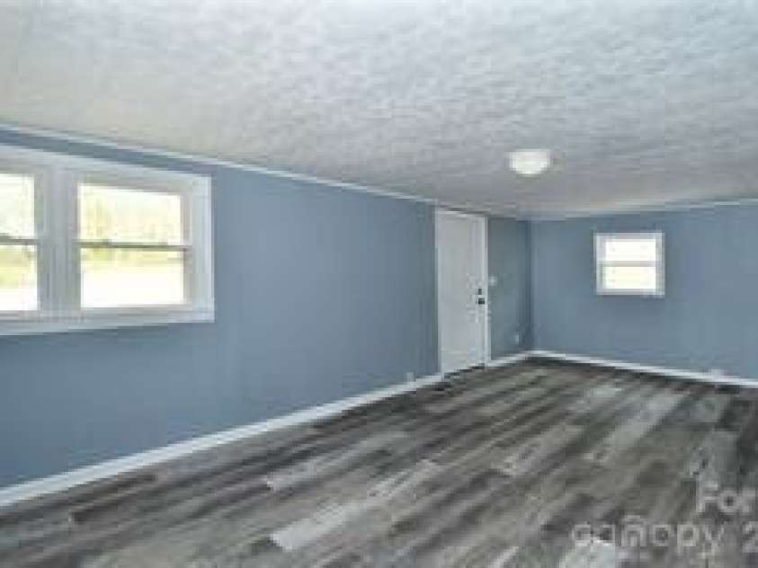 140 Overbrook Road, Salisbury, NC 28147.  MLS# CAR4349590, YatesRealty ID 20263. Living Room