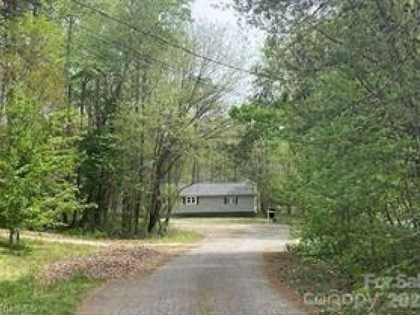 140 Overbrook Road, Salisbury, NC 28147.  MLS# CAR4349590, YatesRealty ID 20263. View Entering Cul-De-Sac