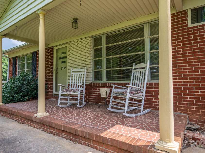 1585 Salem Church Road, Lincolnton, NC 28092.  MLS# CAR4263152, YatesRealty ID 20266. 