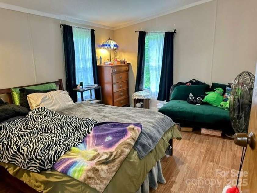 143 Hubert Mccall Drive, Balsam Grove, NC 28708.  MLS# CAR4269967, YatesRealty ID 20267. 