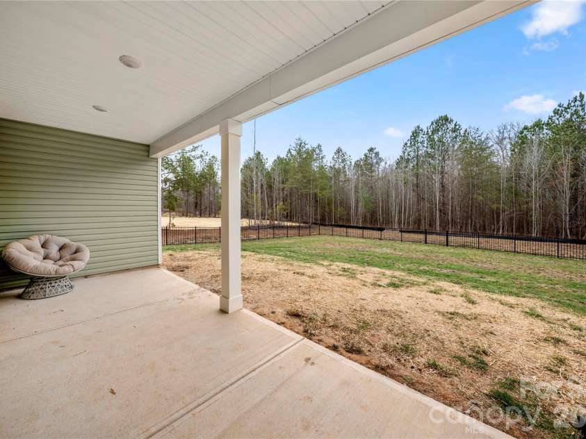 3073 Meadowcrest Drive, Clover, SC 29710.  MLS# CAR4345554, YatesRealty ID 2027. 