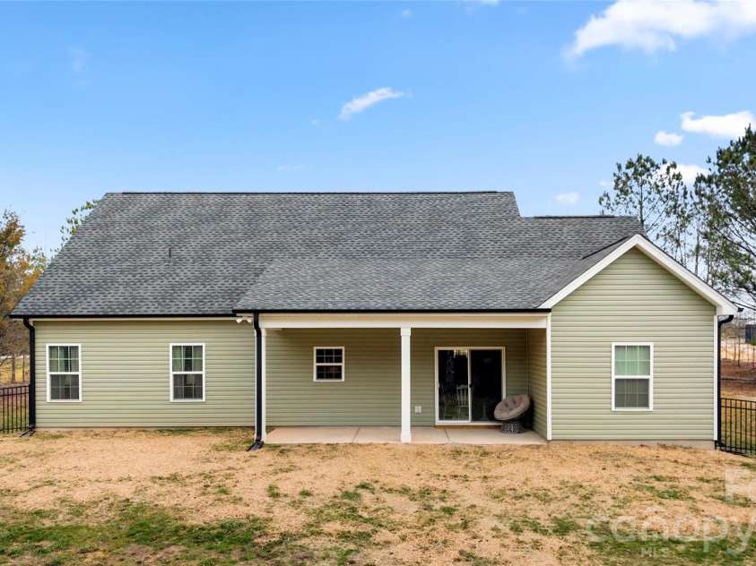 3073 Meadowcrest Drive, Clover, SC 29710.  MLS# CAR4345554, YatesRealty ID 2027. 