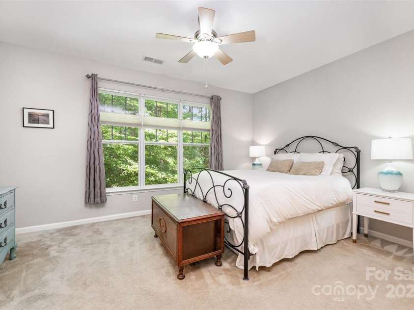 15318 Coventry Court Lane, Charlotte, NC 28277.  MLS# CAR4252631, YatesRealty ID 20270. Primary Bedroom