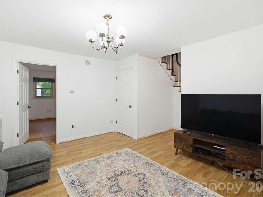445 Quail Drive, Salisbury, NC 28147.  MLS# CAR4373863, YatesRealty ID 20272. Living room