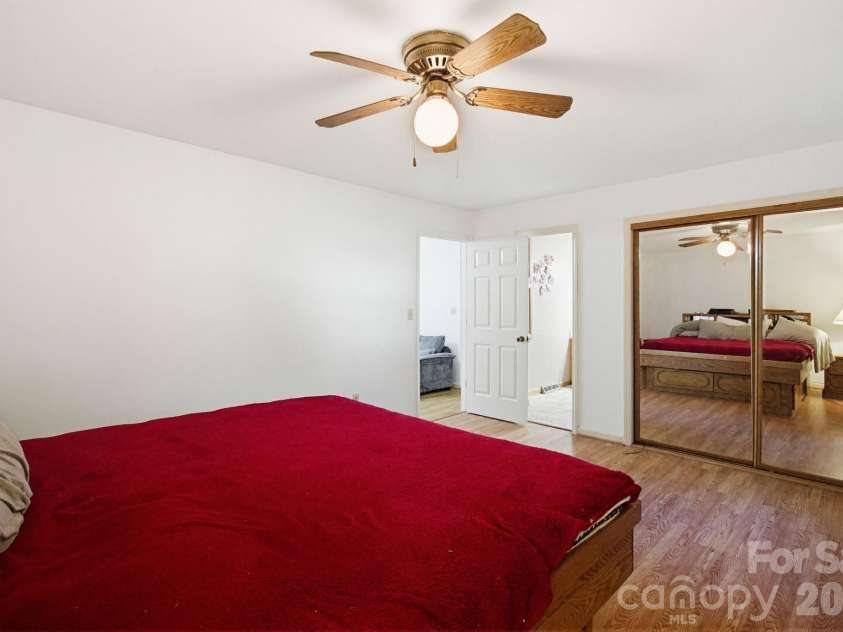 445 Quail Drive, Salisbury, NC 28147.  MLS# CAR4373863, YatesRealty ID 20272. Primary bedroom