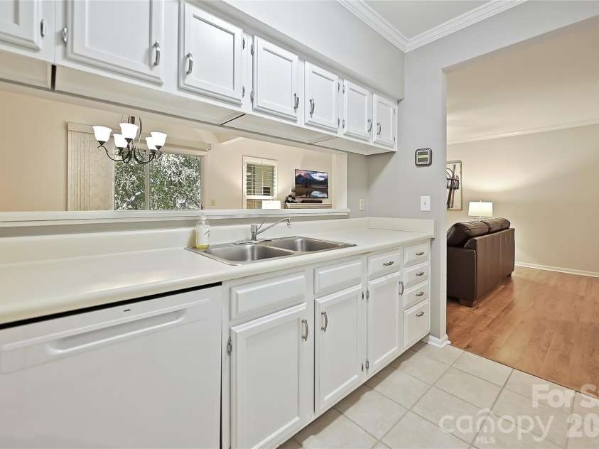 19901 Henderson Road, Cornelius, NC 28031.  MLS# CAR4375227, YatesRealty ID 20273. 