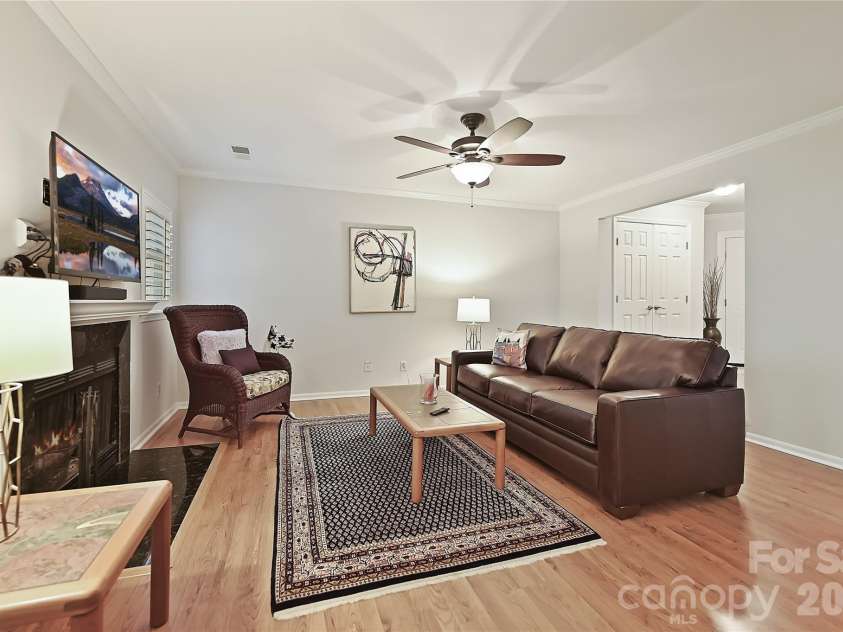 19901 Henderson Road, Cornelius, NC 28031.  MLS# CAR4375227, YatesRealty ID 20273. 