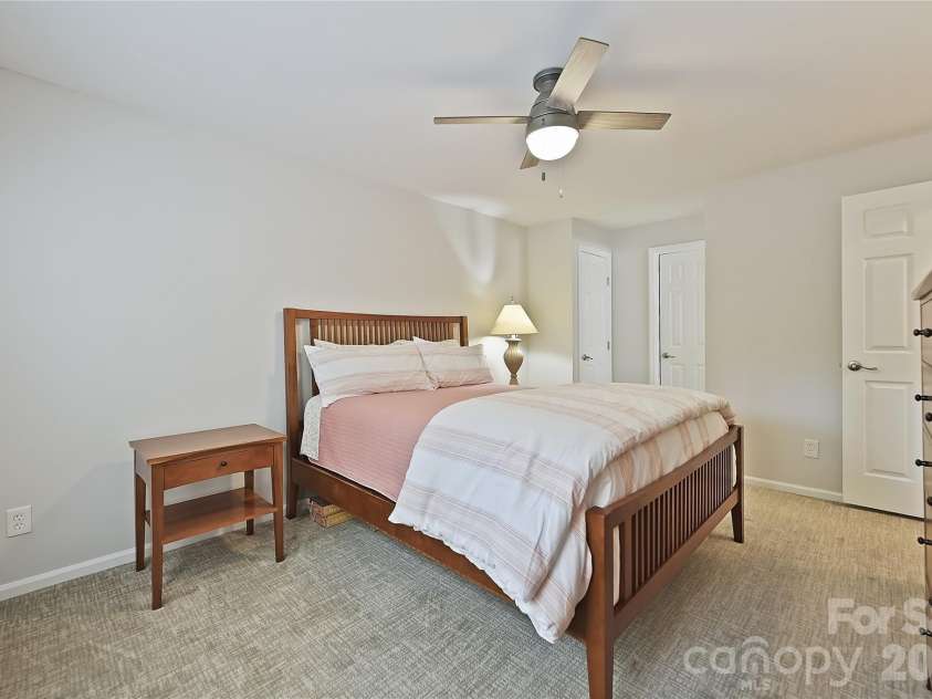 19901 Henderson Road, Cornelius, NC 28031.  MLS# CAR4375227, YatesRealty ID 20273. 