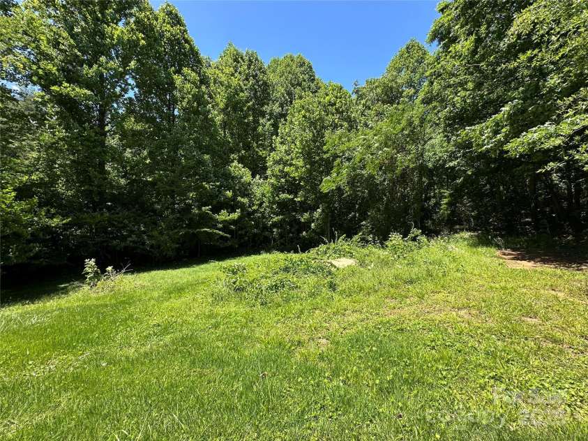 204 Long Street, Marion, NC 28752.  MLS# CAR4264615, YatesRealty ID 20273. 