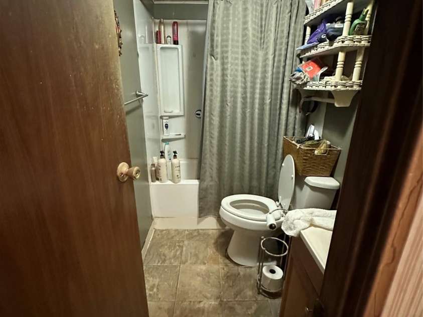 204 Long Street, Marion, NC 28752.  MLS# CAR4264615, YatesRealty ID 20273. 