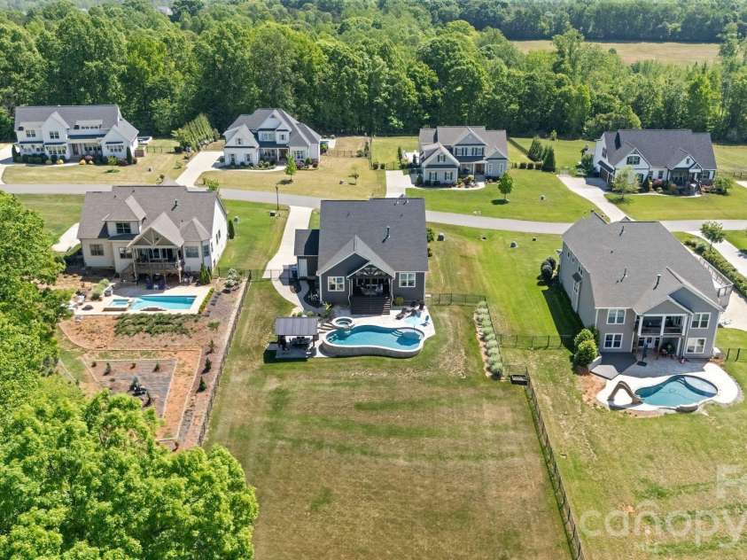 176 Hidden Meadows Drive, Mooresville, NC 28117.  MLS# CAR4372759, YatesRealty ID 20274. 