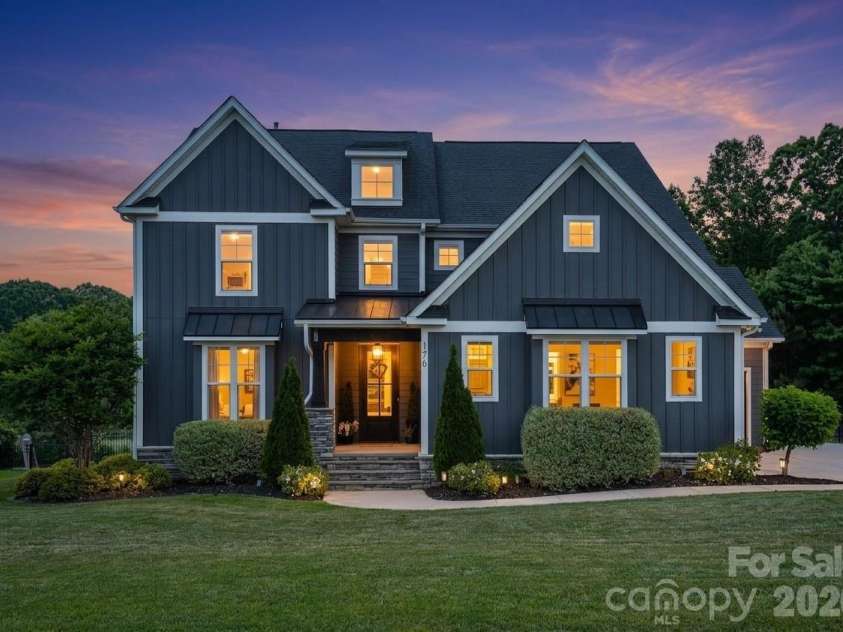 176 Hidden Meadows Drive, Mooresville, NC 28117.  MLS# CAR4372759, YatesRealty ID 20274. 