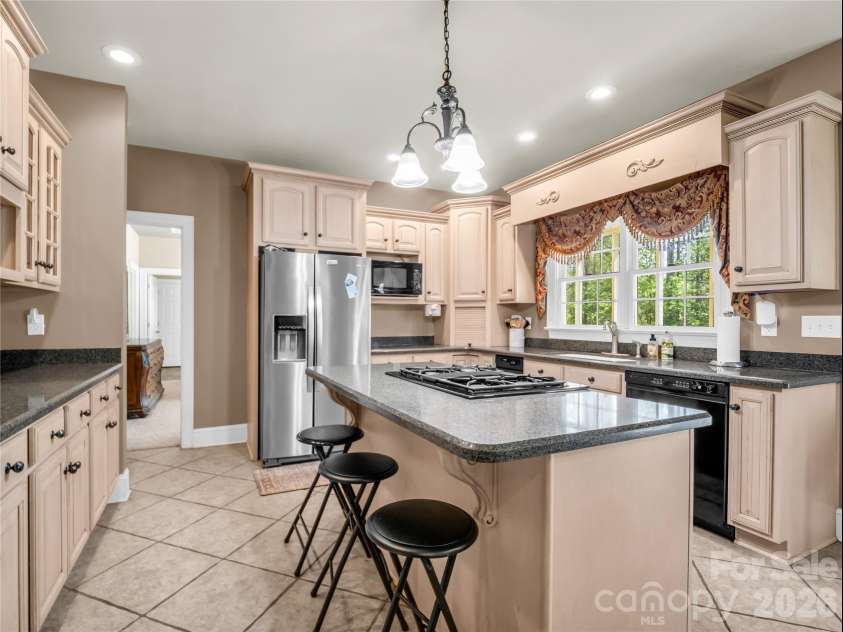 200 Pumkin Patch Road, Rutherfordton, NC 28139.  MLS# CAR4369968, YatesRealty ID 20275. 