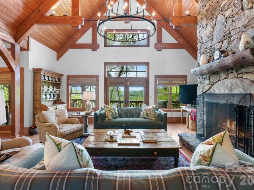 536 Hawk Mountain Road, Lake Toxaway, NC 28747.  MLS# CAR4379060, YatesRealty ID 20277. 