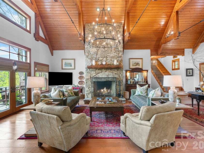 536 Hawk Mountain Road, Lake Toxaway, NC 28747.  MLS# CAR4379060, YatesRealty ID 20277. 