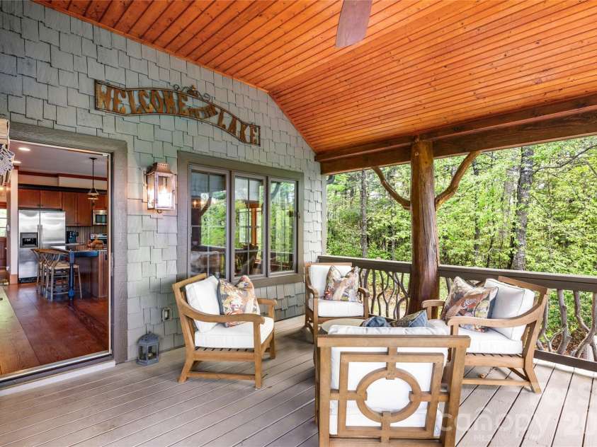 536 Hawk Mountain Road, Lake Toxaway, NC 28747.  MLS# CAR4379060, YatesRealty ID 20277. 