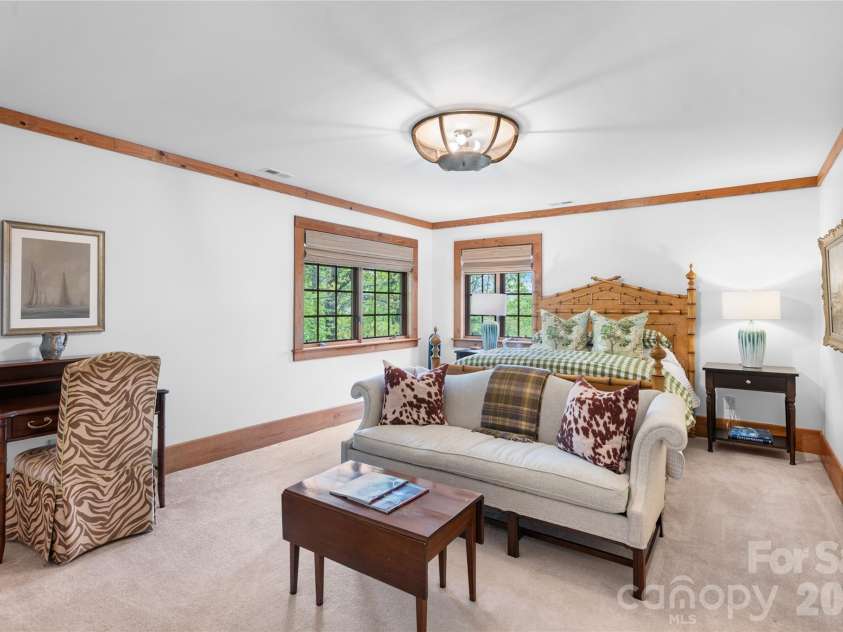 536 Hawk Mountain Road, Lake Toxaway, NC 28747.  MLS# CAR4379060, YatesRealty ID 20277. 