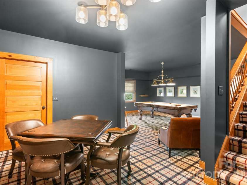 536 Hawk Mountain Road, Lake Toxaway, NC 28747.  MLS# CAR4379060, YatesRealty ID 20277. 