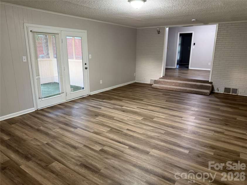 749 Edgerton Drive, Charlotte, NC 28213.  MLS# CAR4367078, YatesRealty ID 20278. 