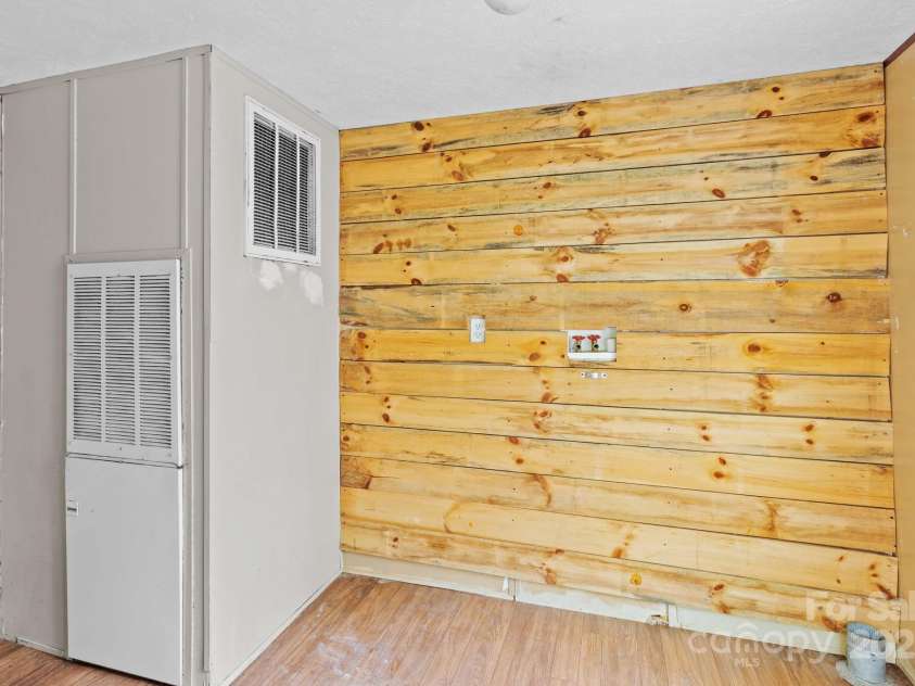 151 Lillyfield Drive, Rockwell, NC 28138.  MLS# CAR4259203, YatesRealty ID 20279. 