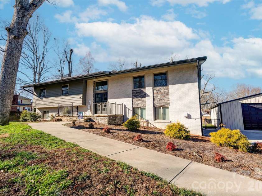 241 Howington Street, Shelby, NC 28152.  MLS# CAR4338141, YatesRealty ID 2028. 