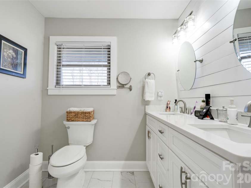 241 Howington Street, Shelby, NC 28152.  MLS# CAR4338141, YatesRealty ID 2028. 