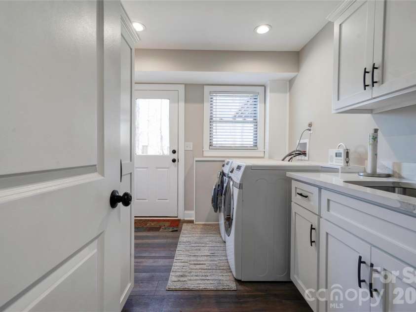 241 Howington Street, Shelby, NC 28152.  MLS# CAR4338141, YatesRealty ID 2028. 