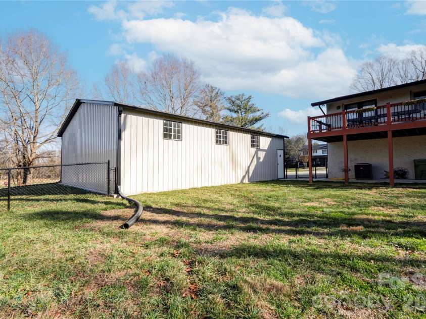 241 Howington Street, Shelby, NC 28152.  MLS# CAR4338141, YatesRealty ID 2028. 