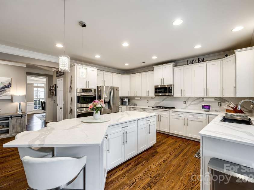 341 Fischer Road, Fort Mill, SC 29715.  MLS# CAR4225245, YatesRealty ID 20280. 