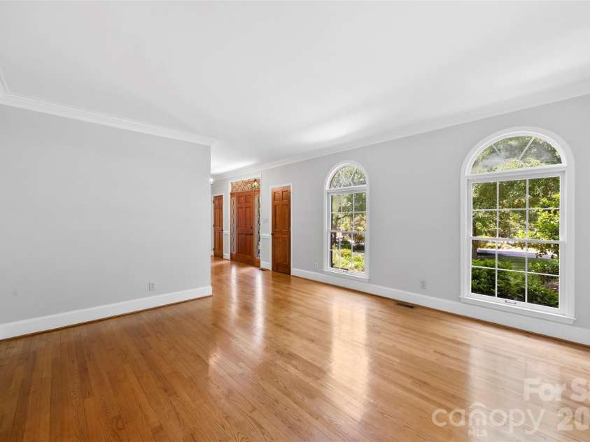 625 Greenbrook Parkway, Matthews, NC 28104.  MLS# CAR4378855, YatesRealty ID 20288. 