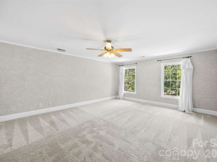 625 Greenbrook Parkway, Matthews, NC 28104.  MLS# CAR4378855, YatesRealty ID 20288. 