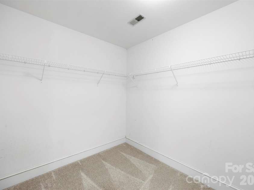 625 Greenbrook Parkway, Matthews, NC 28104.  MLS# CAR4378855, YatesRealty ID 20288. 