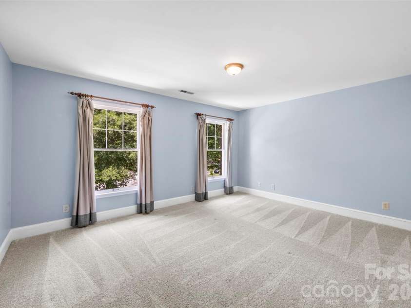 625 Greenbrook Parkway, Matthews, NC 28104.  MLS# CAR4378855, YatesRealty ID 20288. 