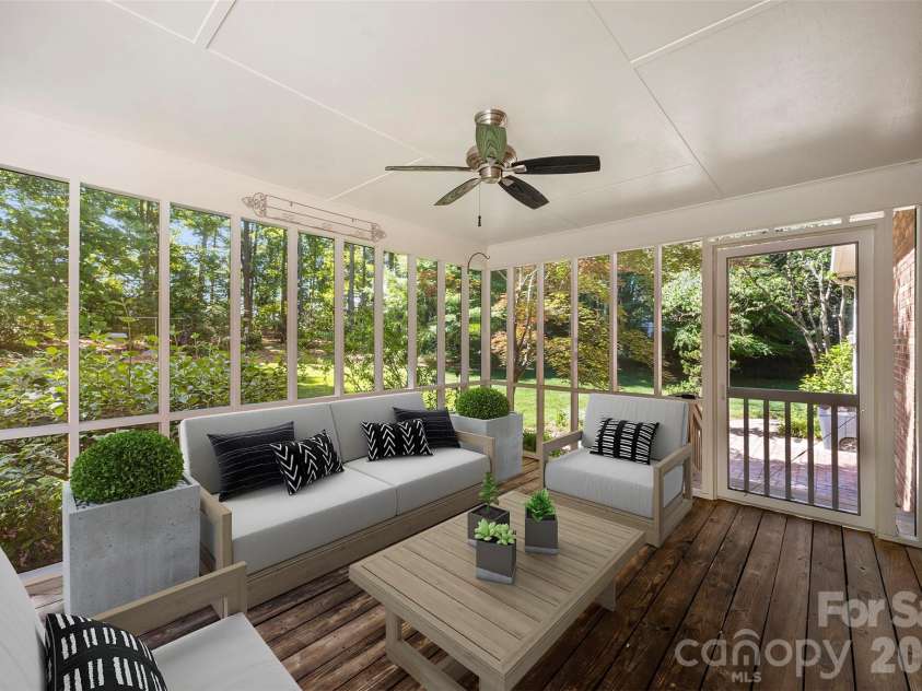 625 Greenbrook Parkway, Matthews, NC 28104.  MLS# CAR4378855, YatesRealty ID 20288. 