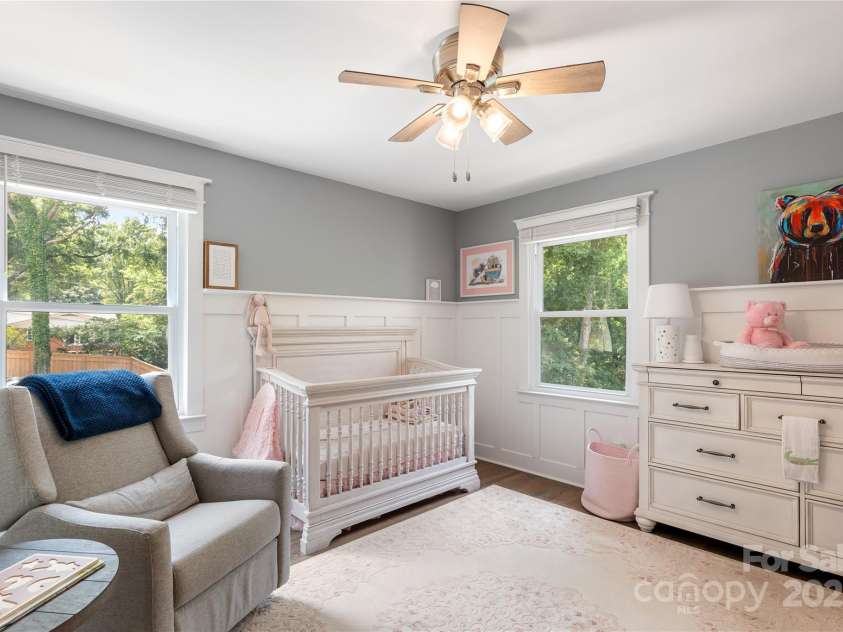 932 Shady Bluff Drive, Charlotte, NC 28211.  MLS# CAR4266749, YatesRealty ID 20288. 