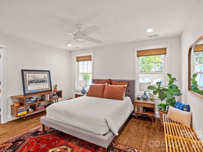 1904 Ashland Avenue, Charlotte, NC 28205.  MLS# CAR4376544, YatesRealty ID 20289. 